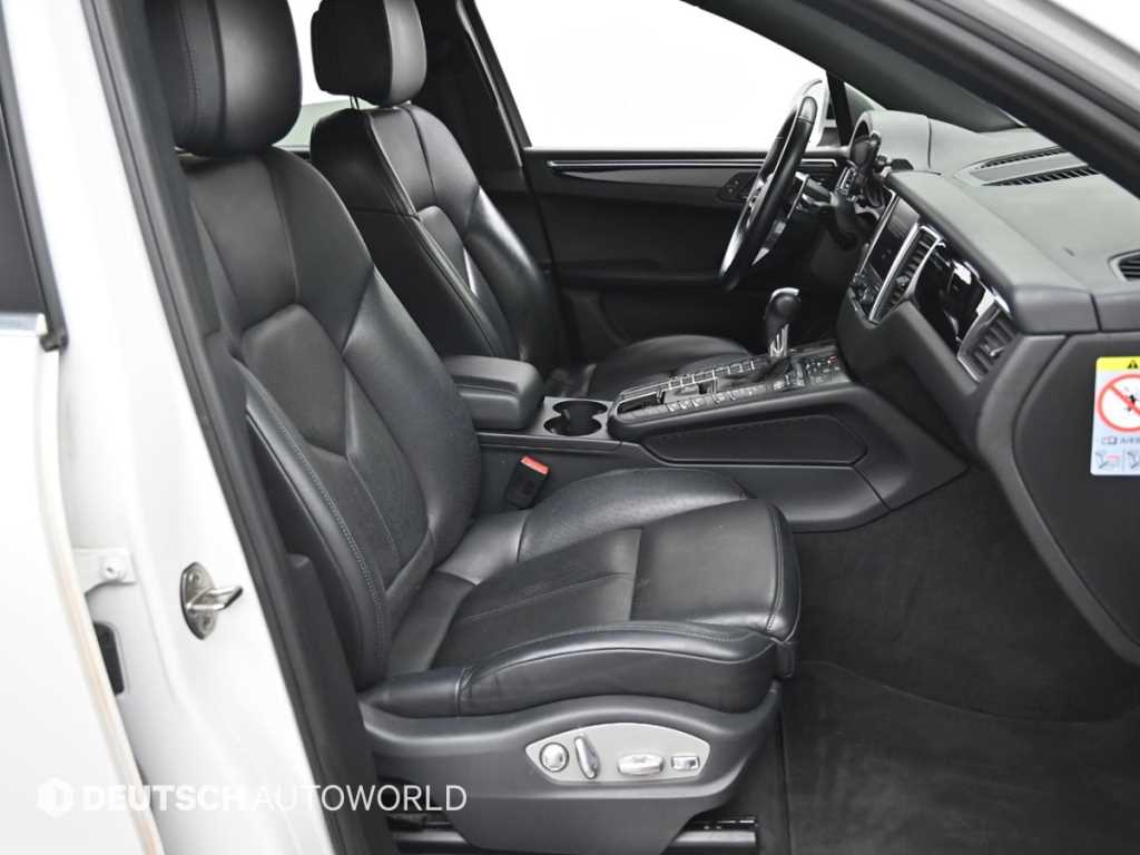 Porsche Macan — photo 10