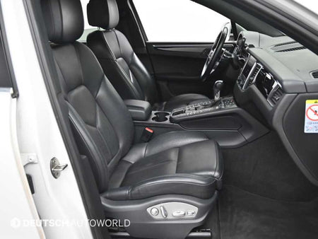 Porsche Macan — photo 10