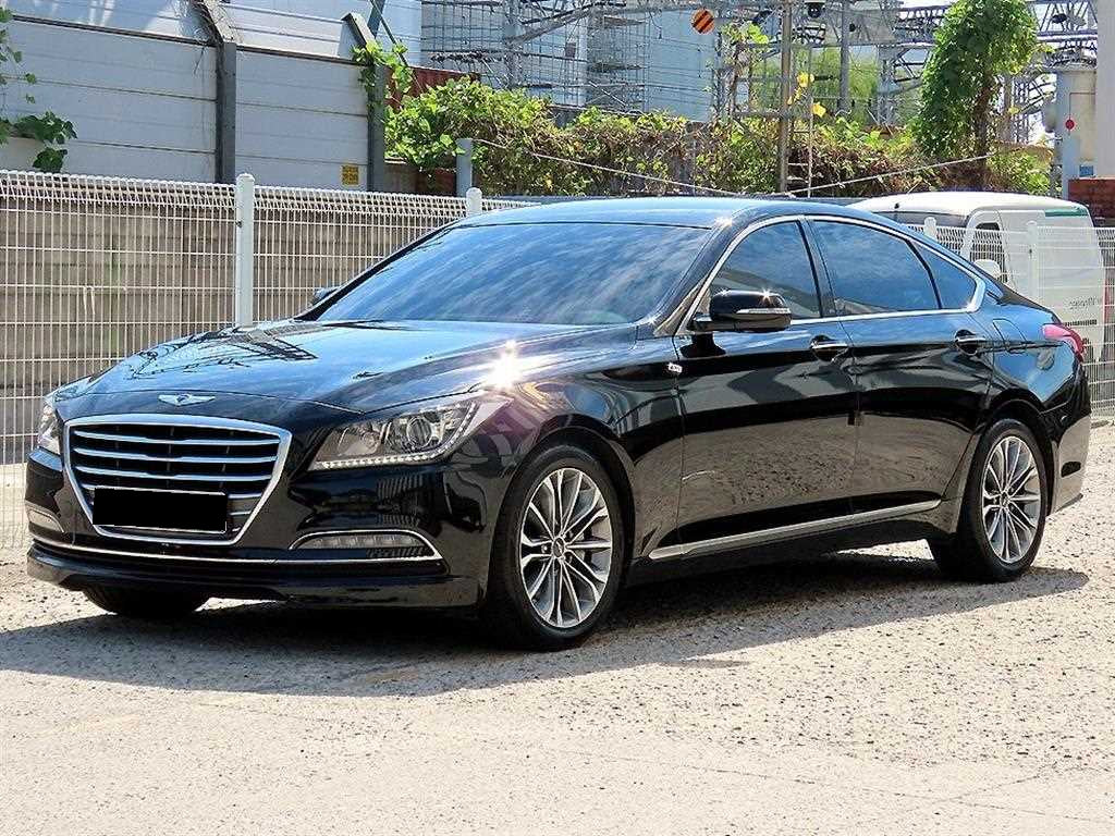 Hyundai Genesis — photo 02