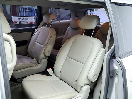 Kia Carnival — photo 12