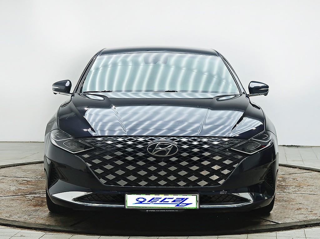 Hyundai Grandeur — photo 01