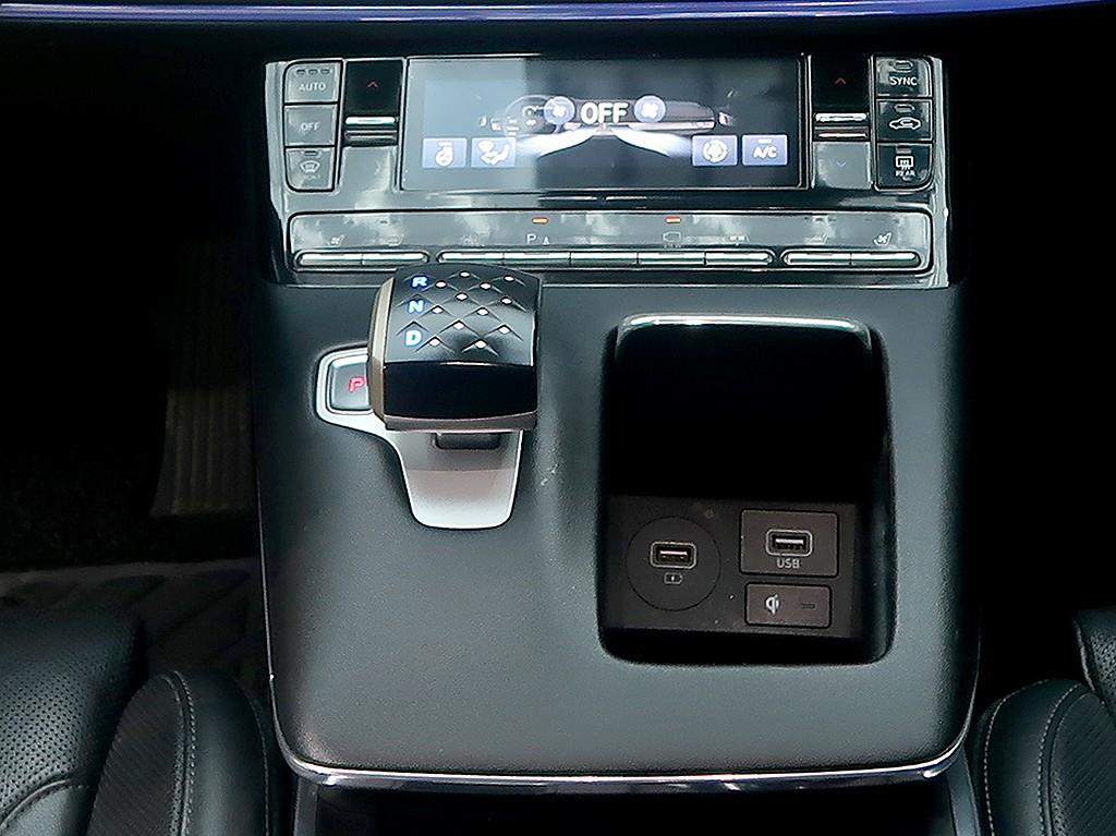 Hyundai Grandeur — photo 10