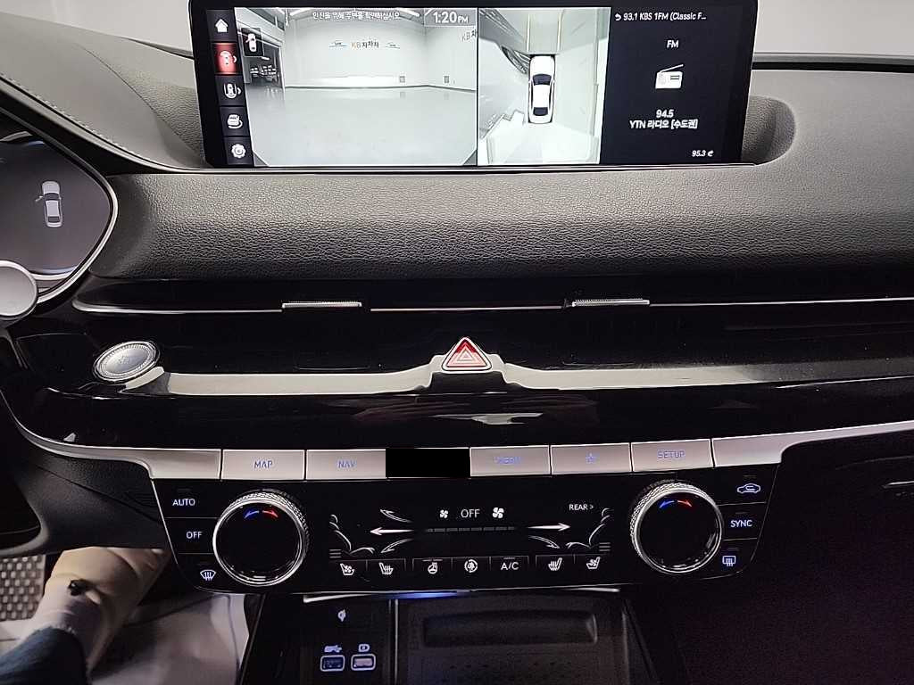 Genesis G80 — photo 10