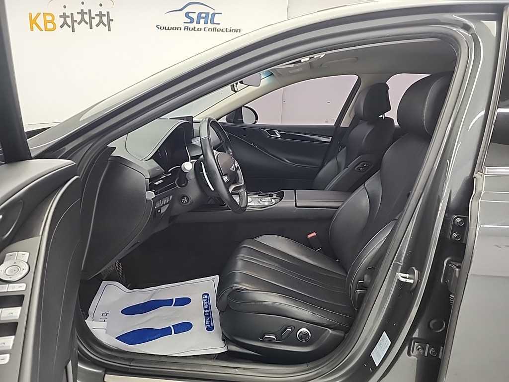 Genesis G80 — photo 11