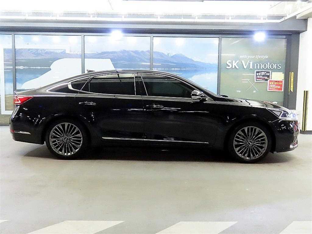 Kia K7 — photo 03