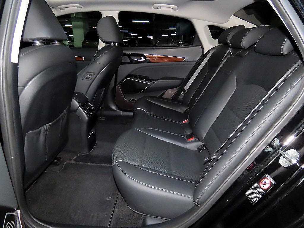 Kia K7 — photo 07