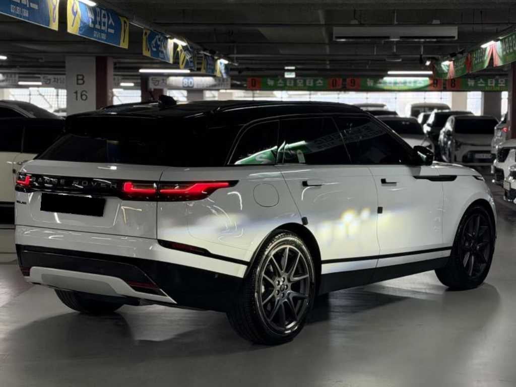 Land Rover Range Rover Velar — photo 02