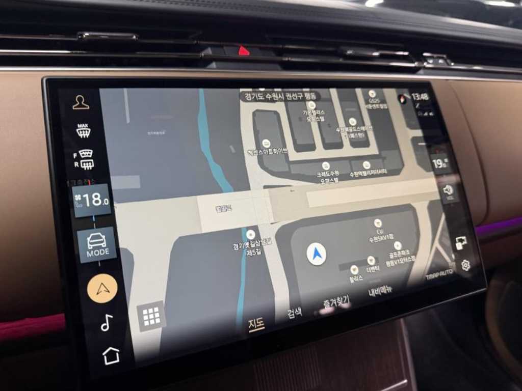 Land Rover Range Rover — photo 10