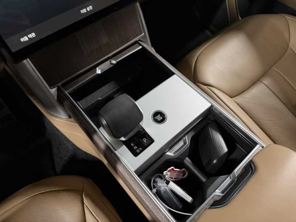 Land Rover Range Rover — photo 12