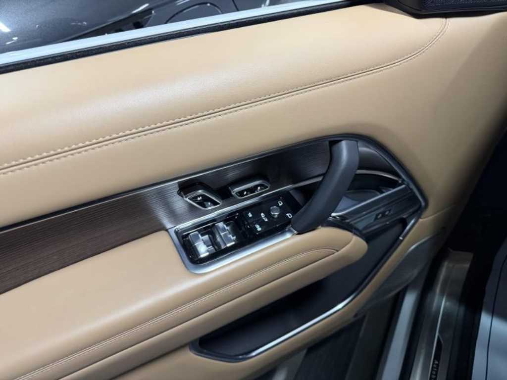 Land Rover Range Rover — photo 20
