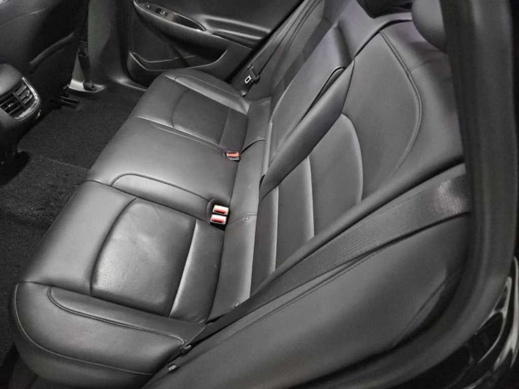 CHEVROLET Malibu — photo 11