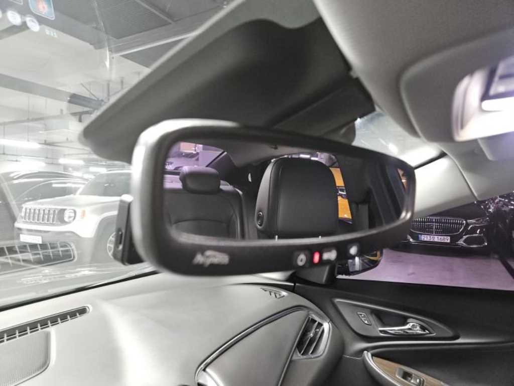 CHEVROLET Malibu — photo 14