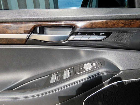 Genesis G90 — photo 12