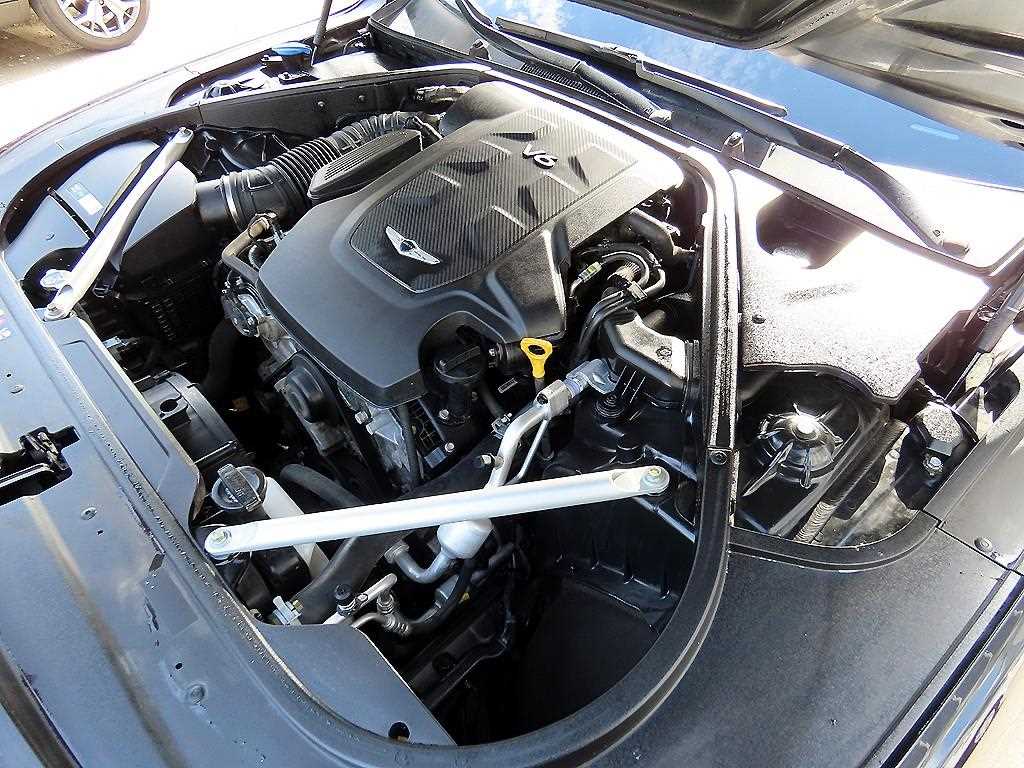 Genesis G90 — photo 19