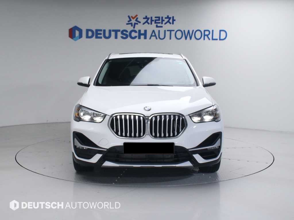 BMW X1 — photo 04
