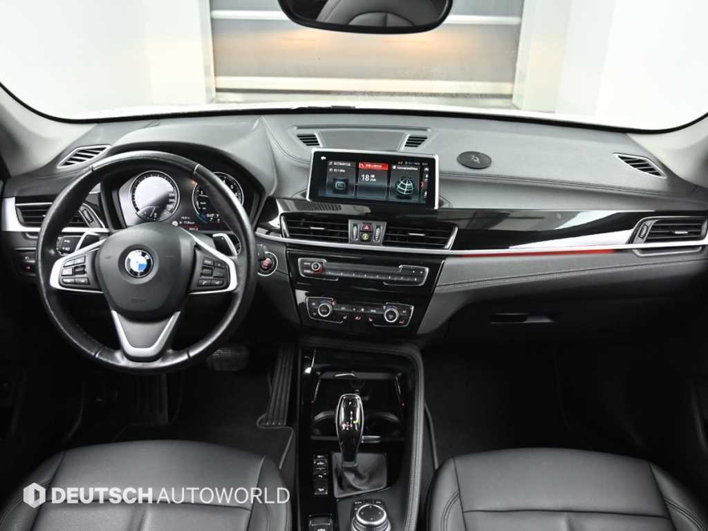 BMW X1 — photo 08