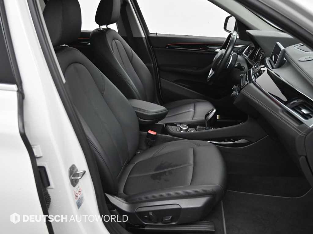 BMW X1 — photo 11