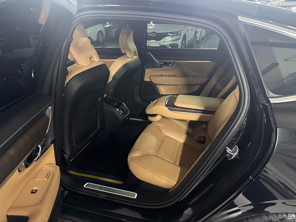 Volvo S90 — photo 06