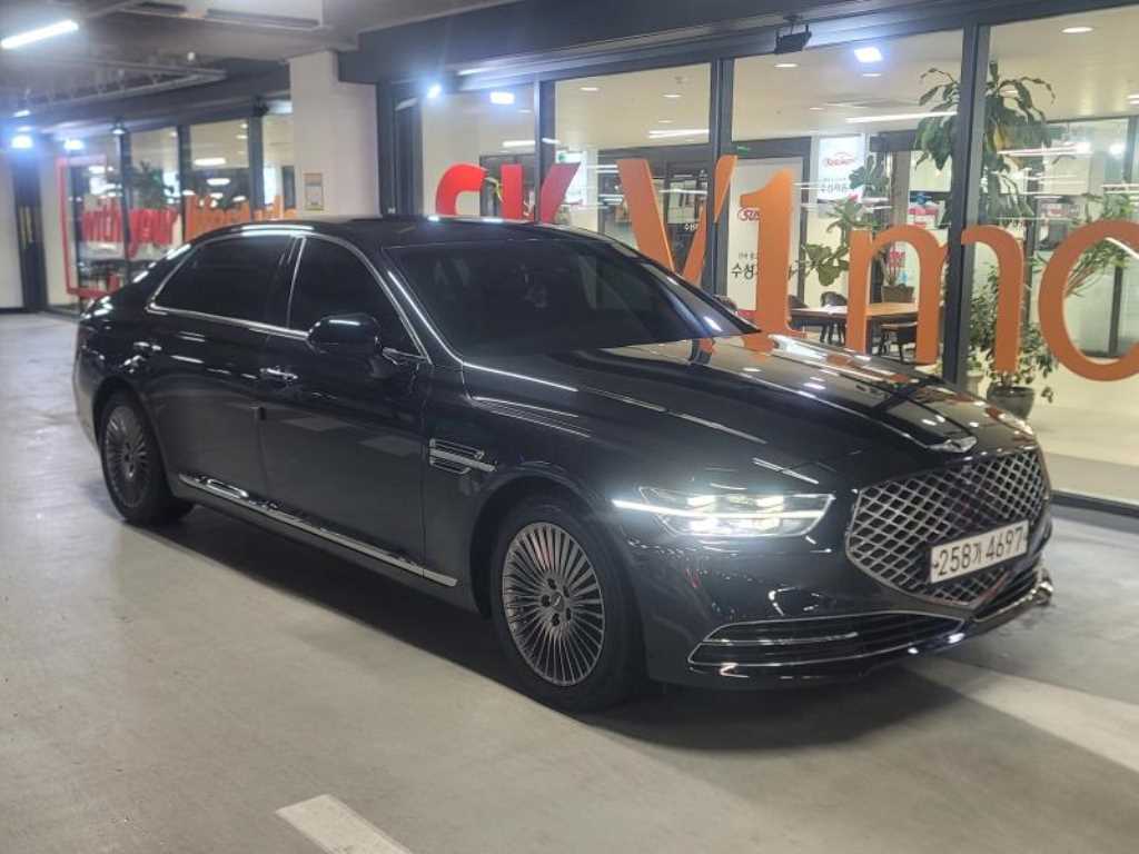 Genesis G90 — photo 02