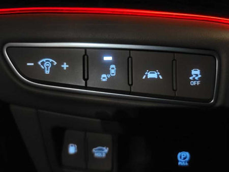 Genesis G90 — photo 09