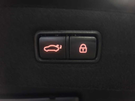 Genesis G90 — photo 17