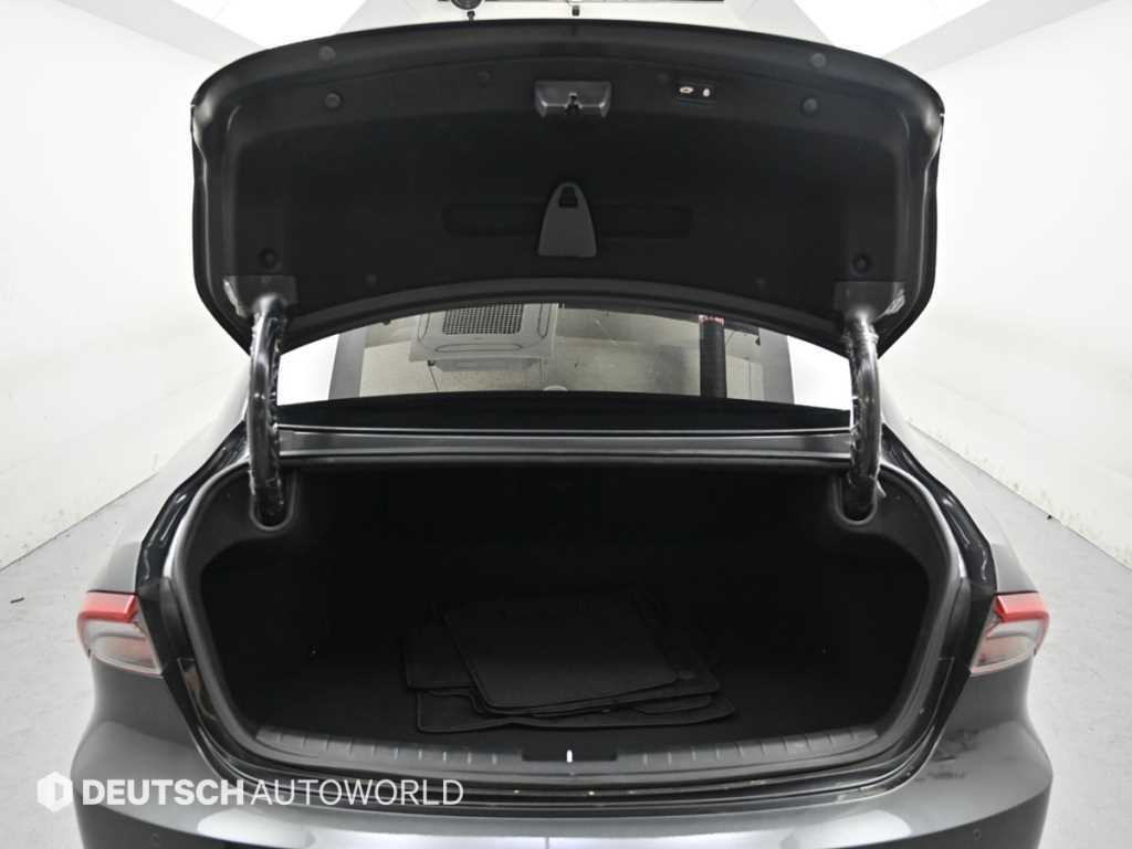 Hyundai Grandeur — photo 19