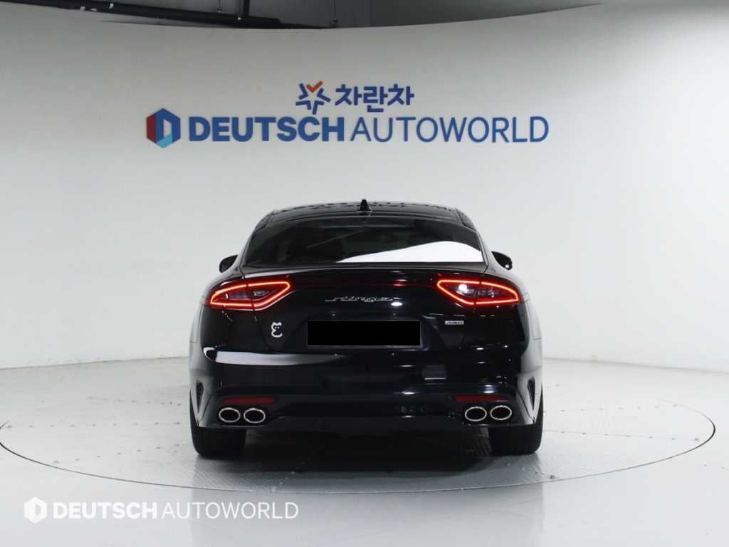 Kia Stinger — photo 04