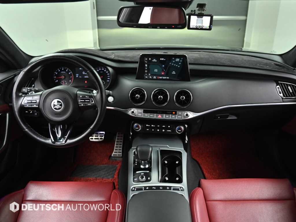 Kia Stinger — photo 07