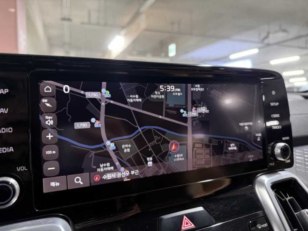 Kia Sorento — photo 07