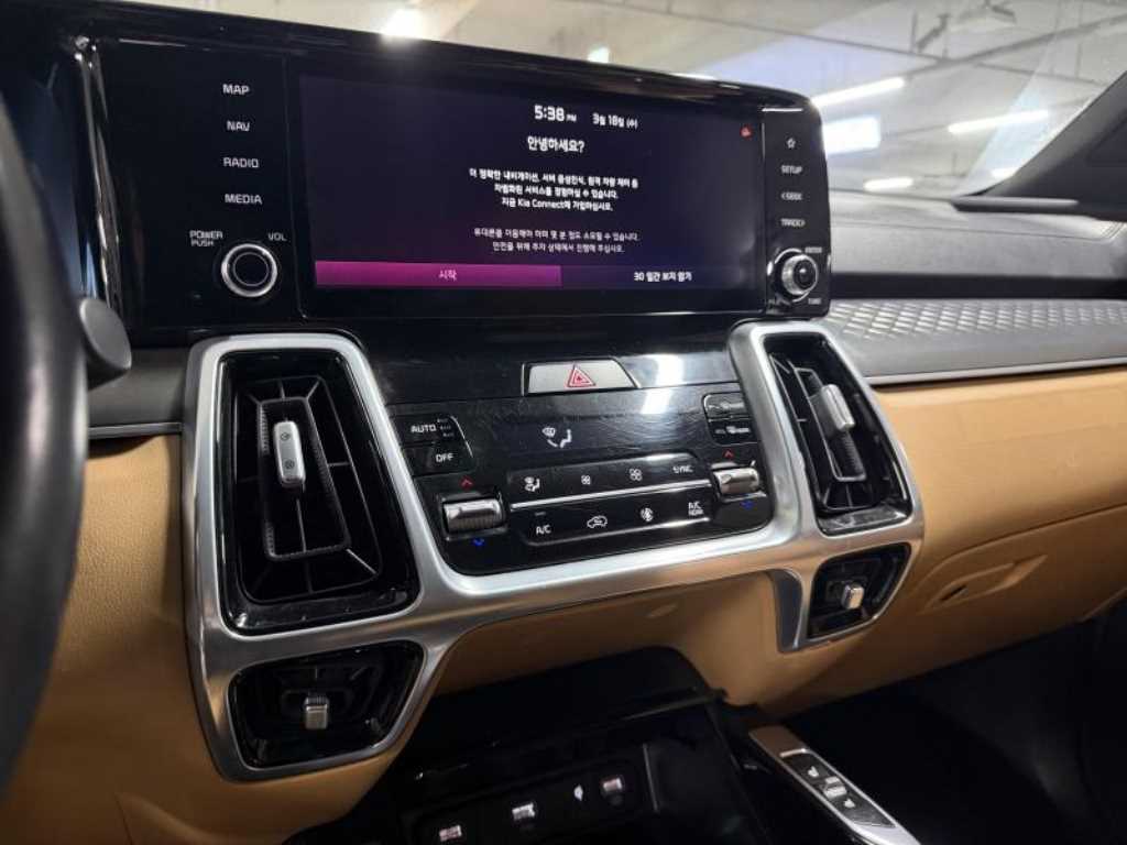 Kia Sorento — photo 09