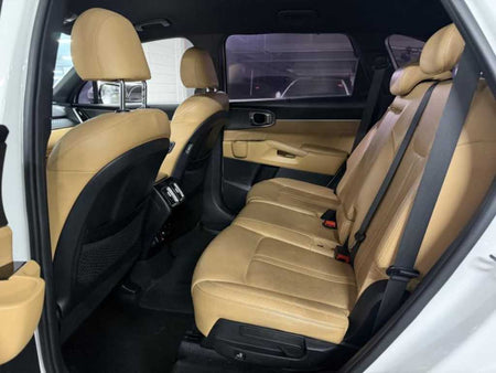 Kia Sorento — photo 17