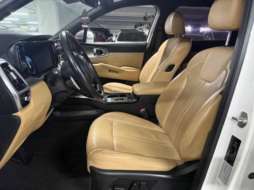 Kia Sorento — photo 19