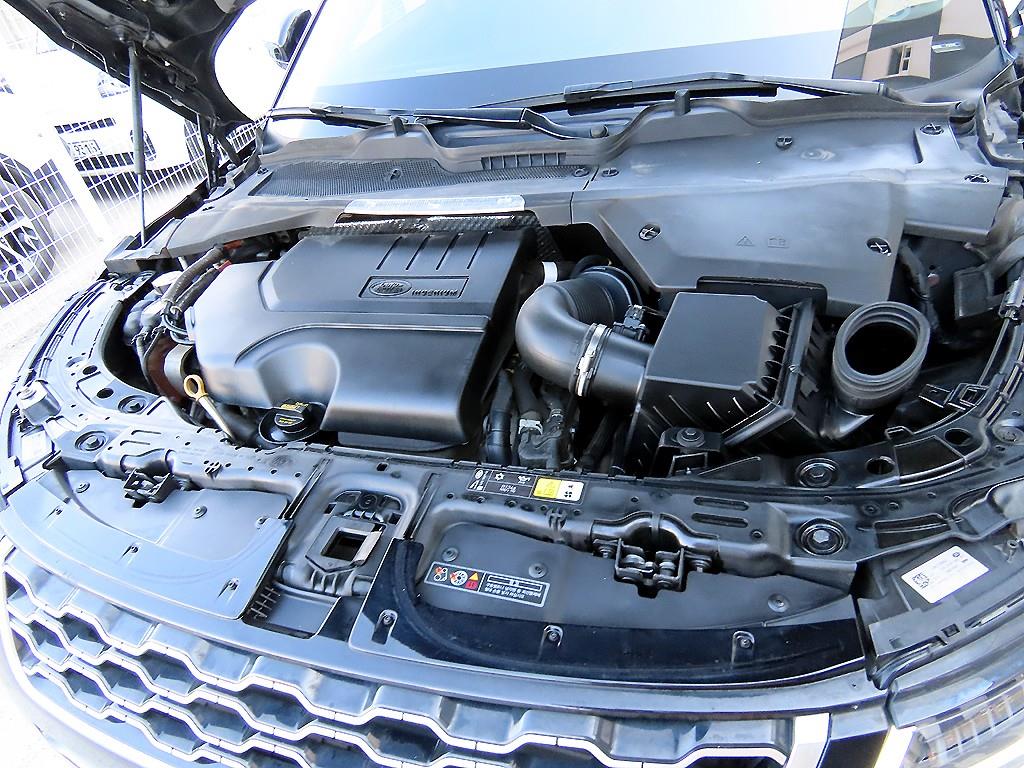 Land Rover Range Rover Evoque — photo 19