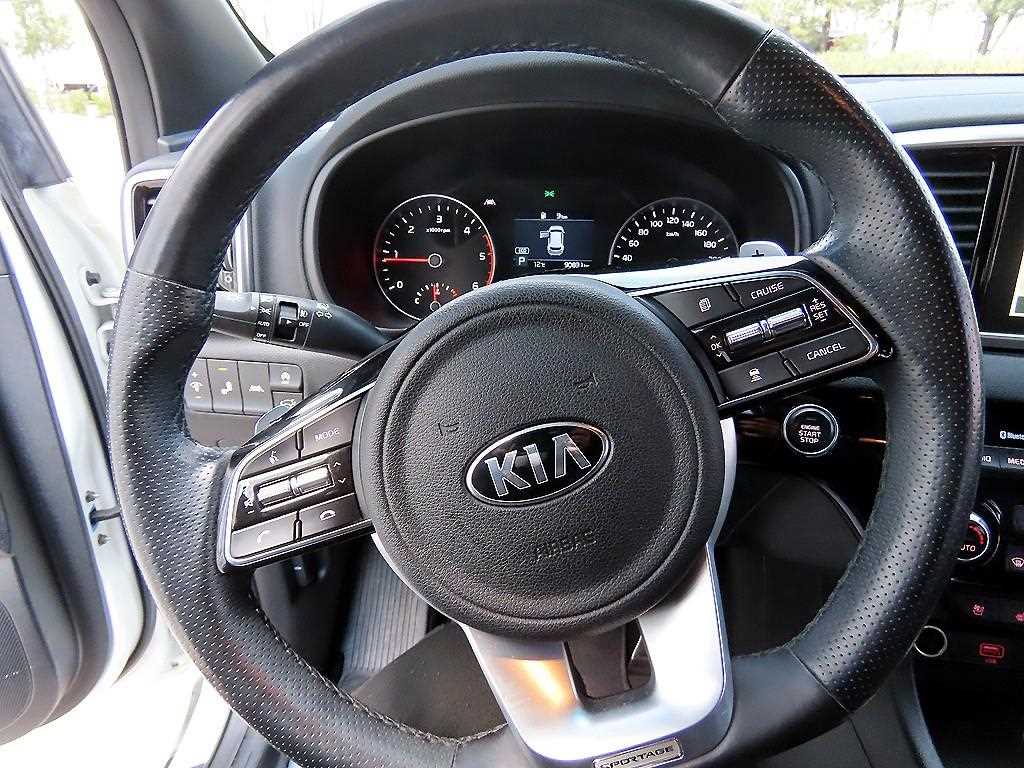 Kia Sportage — photo 08