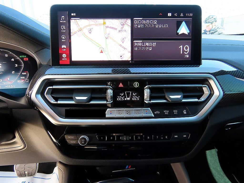 BMW X4M — photo 12