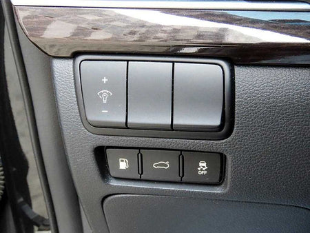 Kia K7 — photo 13