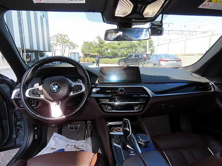 BMW 5-Series — photo 07