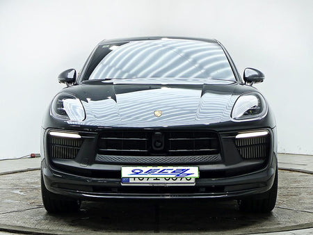 Porsche Macan — photo 01