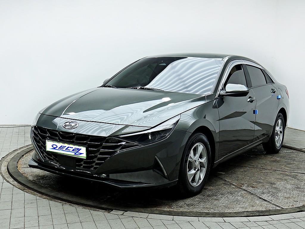 Hyundai Avante — photo 02
