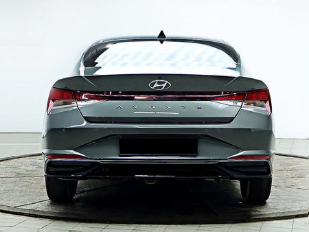 Hyundai Avante — photo 03