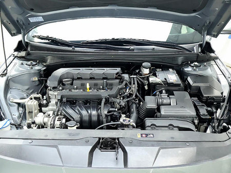 Hyundai Avante — photo 08