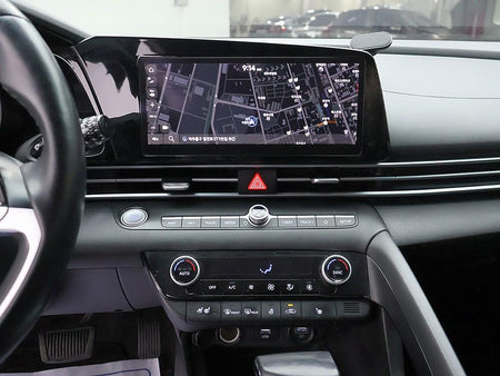 Hyundai Avante — photo 09