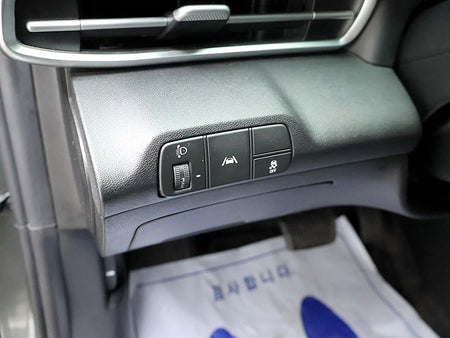 Hyundai Avante — photo 14