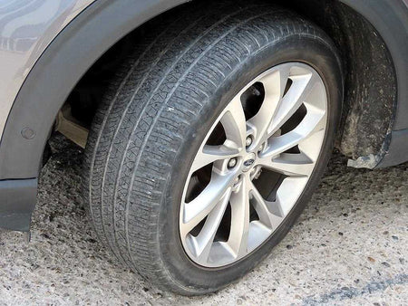 Ford Explorer — photo 20