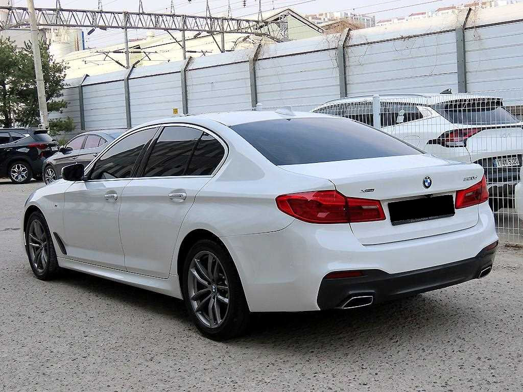 BMW 5-Series — photo 03