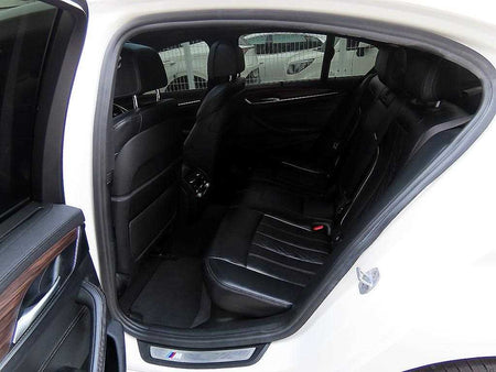 BMW 5-Series — photo 06