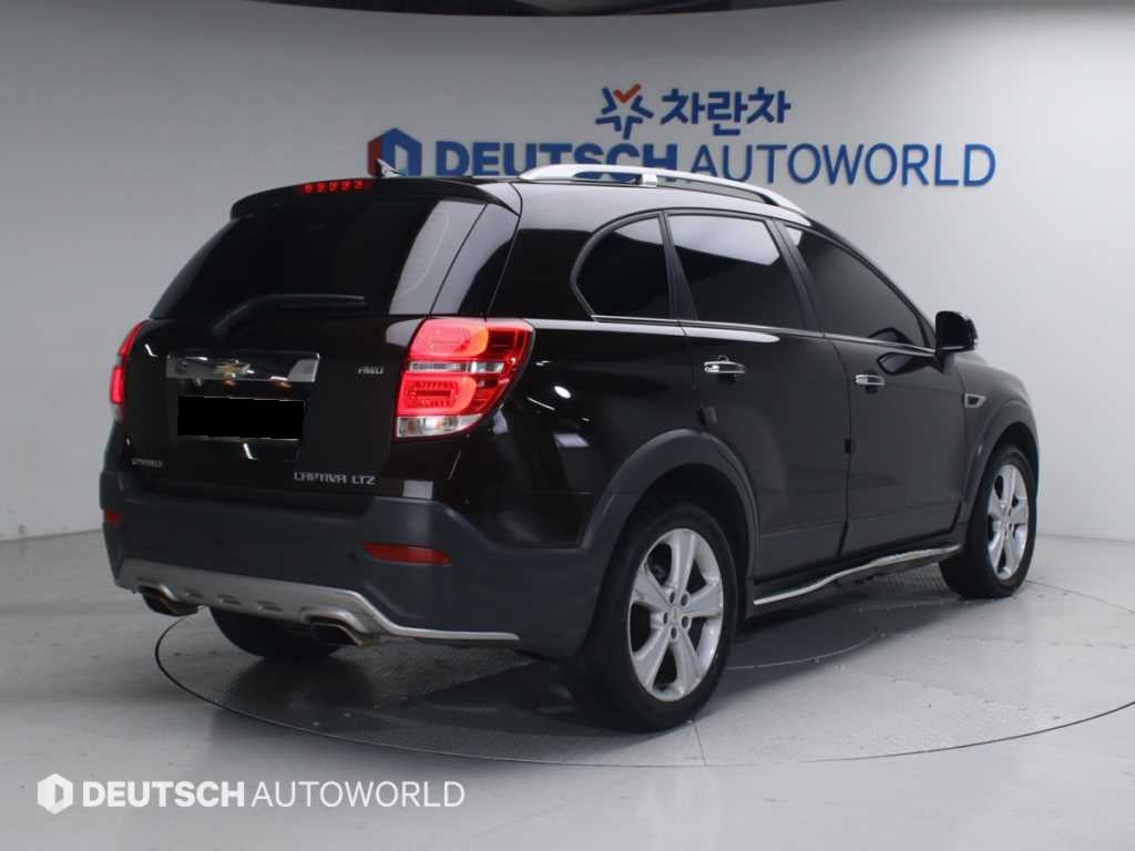 CHEVROLET Captiva — photo 02