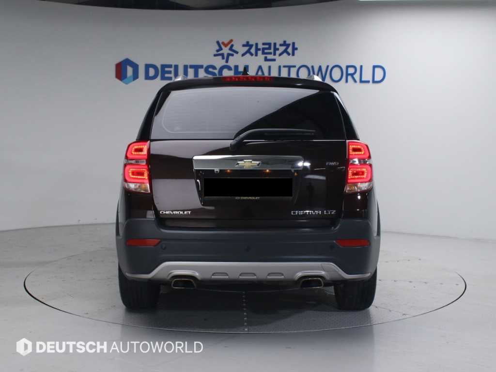 CHEVROLET Captiva — photo 04