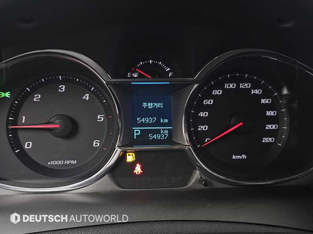 CHEVROLET Captiva — photo 08