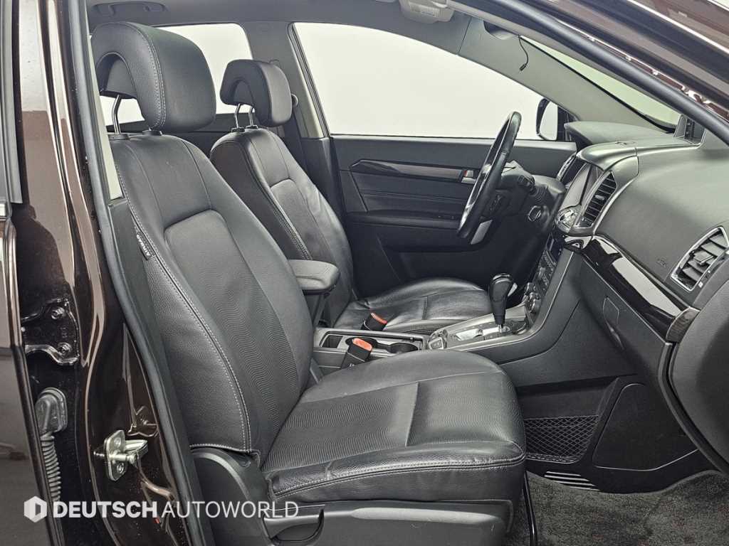 CHEVROLET Captiva — photo 10